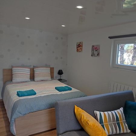 Ferienwohnung L Alouette Égletons Exterior foto