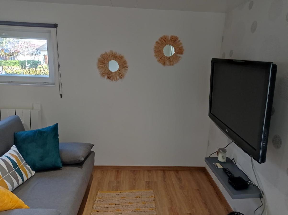 Ferienwohnung L Alouette Égletons Exterior foto